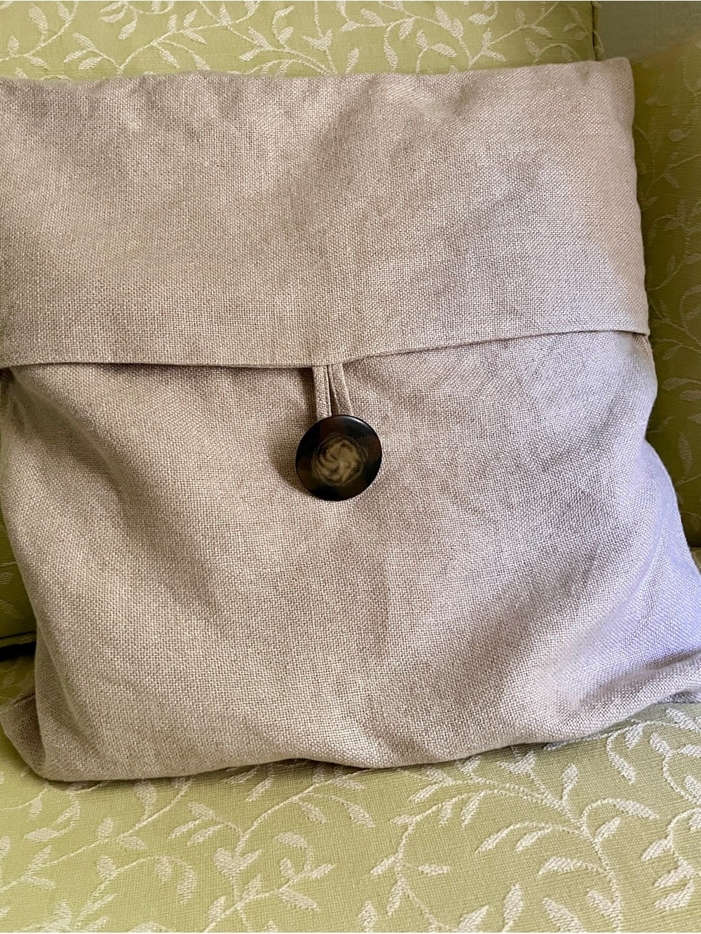Pottery Barn Natural Linen Foldover Envelop Pillow Cover Big Button 18x18